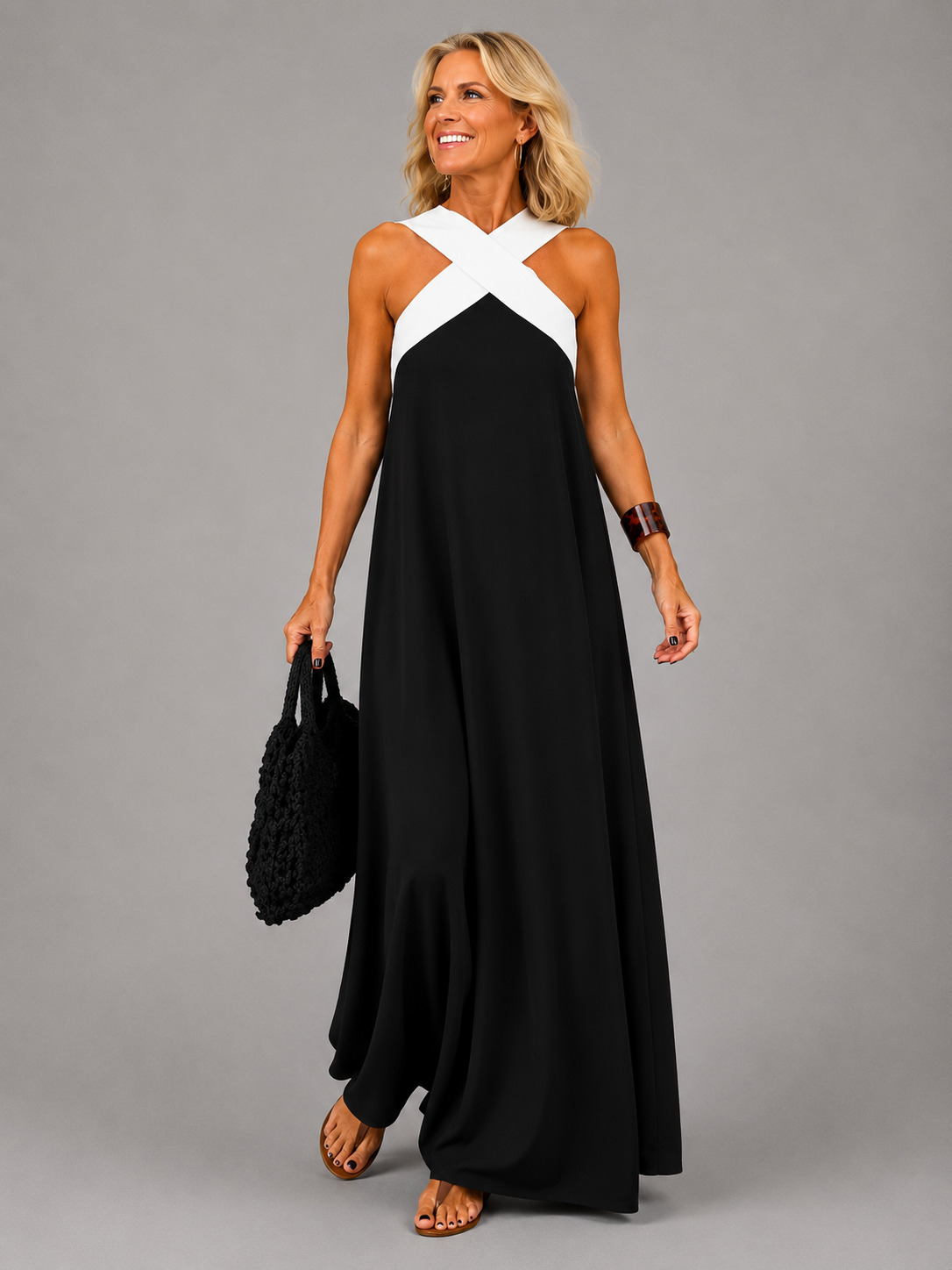 Black with White Shoulder Detail / 4XL